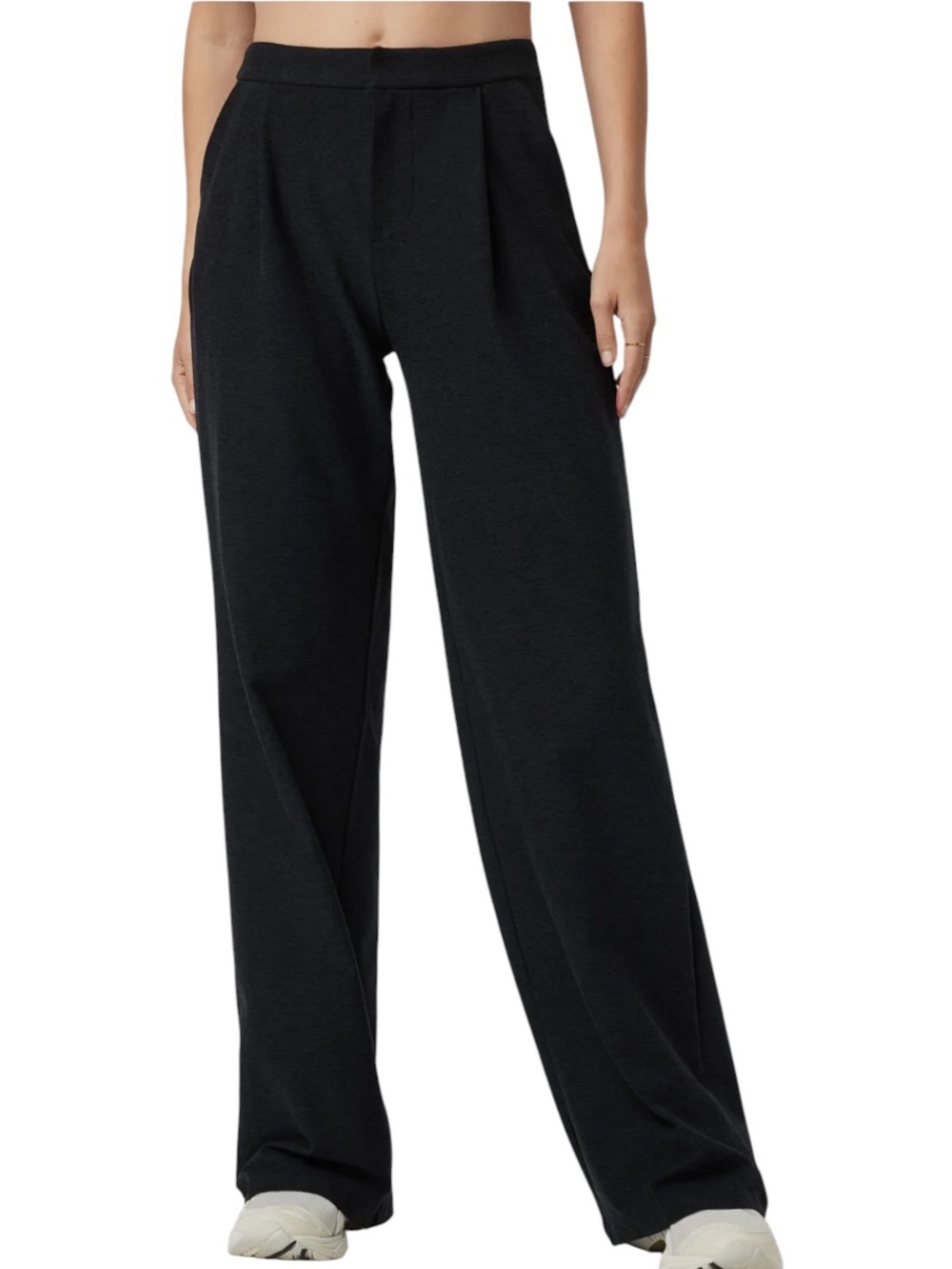Vuori Elevation trouser pleated straight wide leg size M good condition